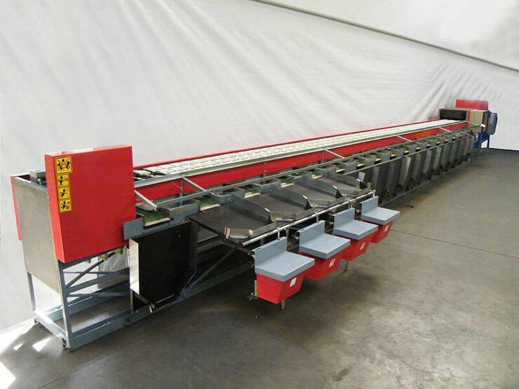 Aweta tomaten sorteermachine KG3-16+1