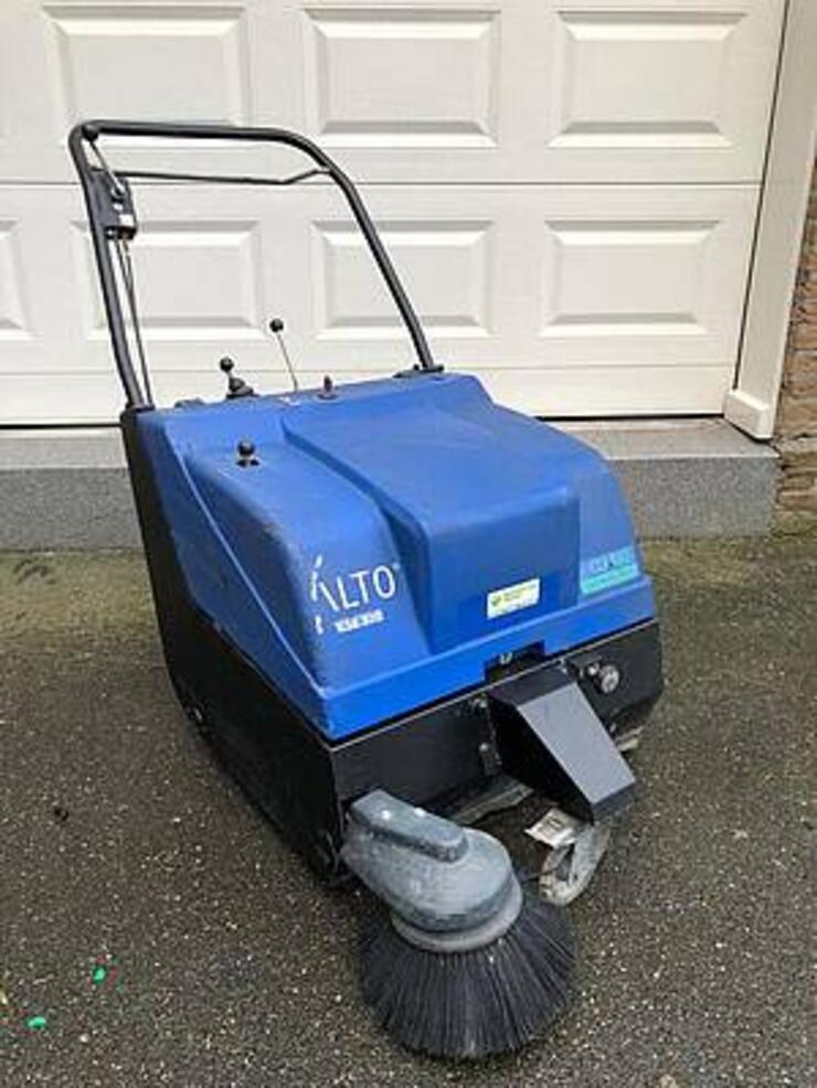Nilfisk alto kse 970 veegmachine