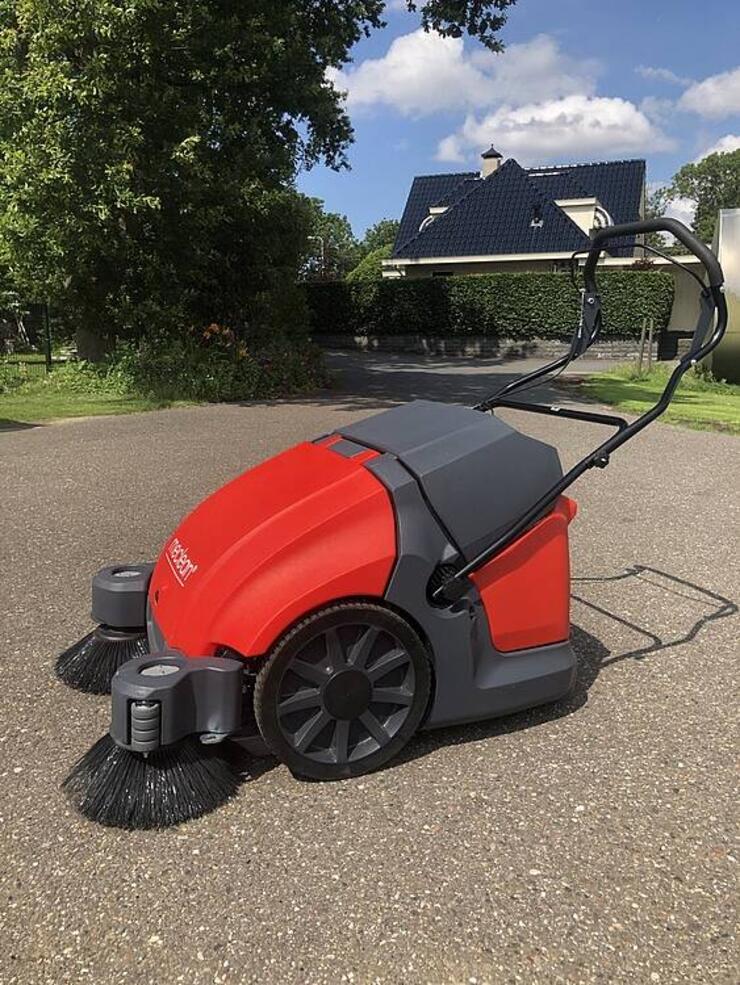 NU DEMO Buster 950E met wielaandrijving