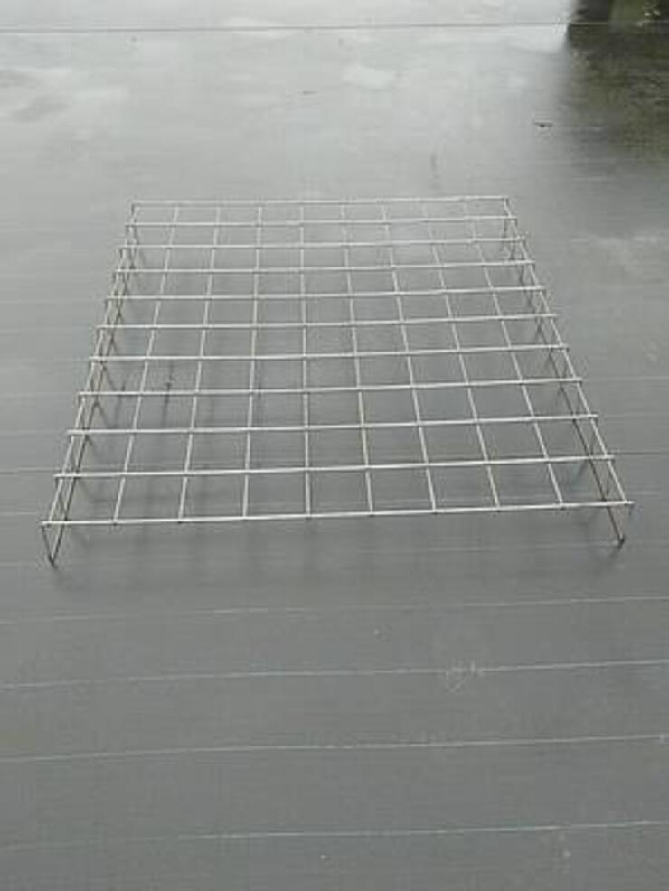 Partij metalen draadrekken te koop