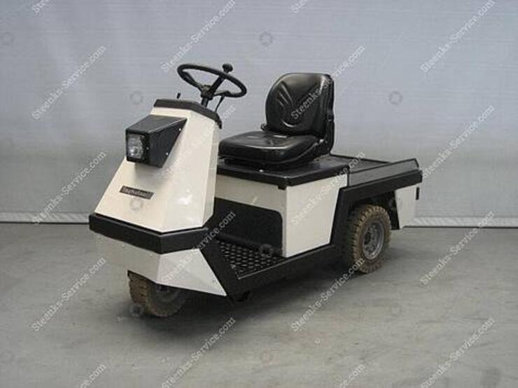 Spijkstaal 210 elektro trekker met platform 