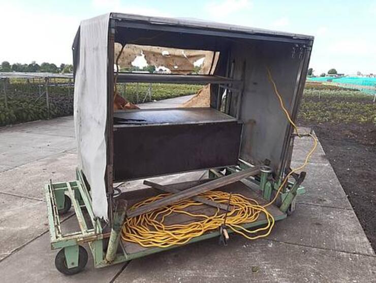Plantmachine van den Berg
