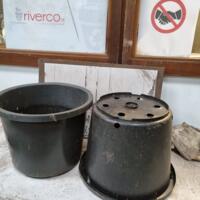 grote partij gebruikte 12 liter potten / used 12 liter pots  / MACHINEHANDEL  Pottenhandel