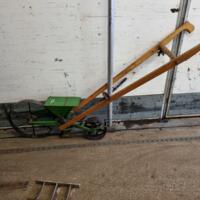 Thilot Holland hand zaaimachine / manual seeder / Poteenhandel Machinehandel Tuinbouwhandel