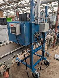 trayontstapelaar TrayFlowMaster voor gebruikte en slecht ontstapelbare trays