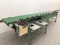 5m VDB bloemenboslijn verwerkingsmachine met 2 binderplekken rechts naar links (INV105)