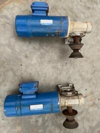 2 stuks 24 volt motoren 