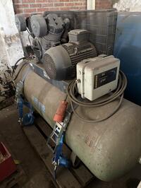 Compressor 
